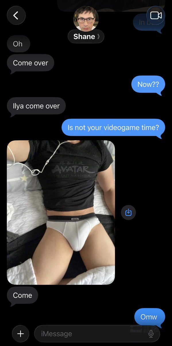 user_300715's tweet photo. Nerd!Shane also gets turned on by Emo!Ilya https://t.co/6NRb6pKivI