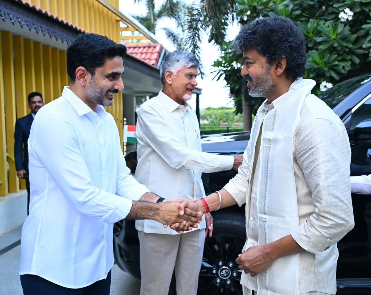 VRMadhuPR's tweet photo. Hon’ble Chief Minister of Tamil Nadu #ThiruCJosephVijay ( #TVKVijay ) Garu visits the residence of Andhra Pradesh Chief Minister Shri #NaraChandrababuNaidu Garu, capturing a memorable moment during his Vijayawada visit.*❤️‍🔥

#VijayawadaUtsav2026
@ncbn @naralokesh @actorvijay https://t.co/UTRFeGvvf8
