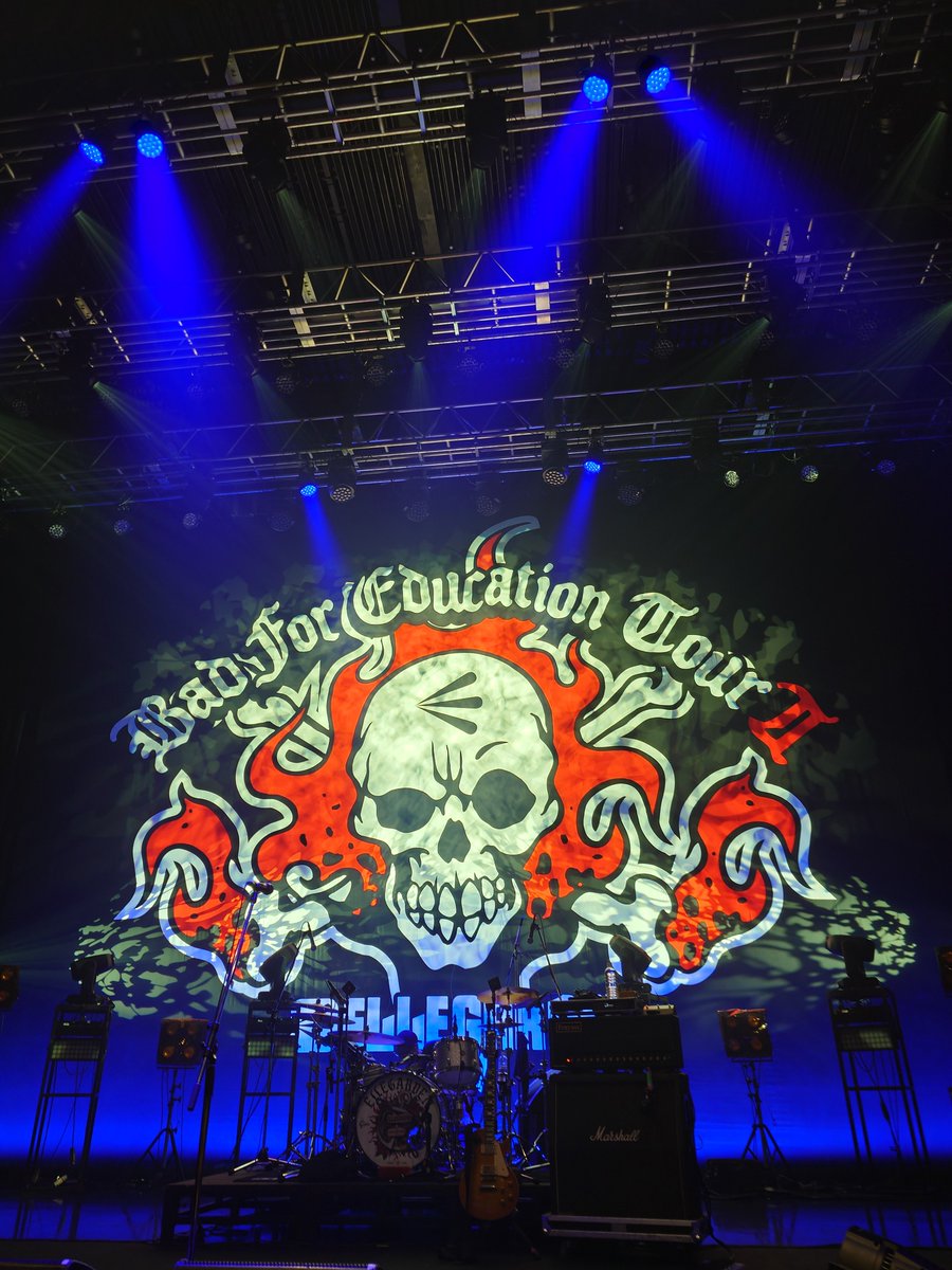 popuko214's tweet photo. Oct 13, 2026

ELLEGARDEN "Bad For Education Tour II (2026)"
福岡 Zepp Fukuoka https://t.co/tyhxdEzSAv