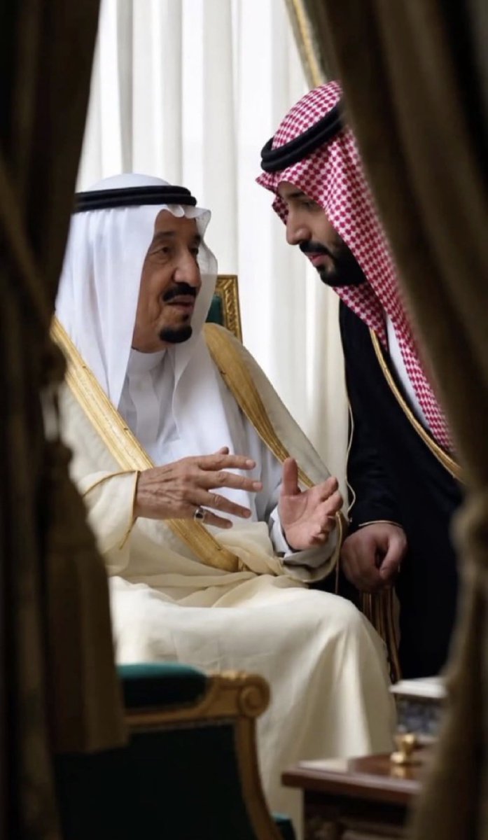 reemabdualazizH's tweet photo. السعودية العظيمة 🌴 🇸🇦
درعها سلمان وسيفها محمد ⚔️ 🇸🇦 https://t.co/itzO2UPWhS