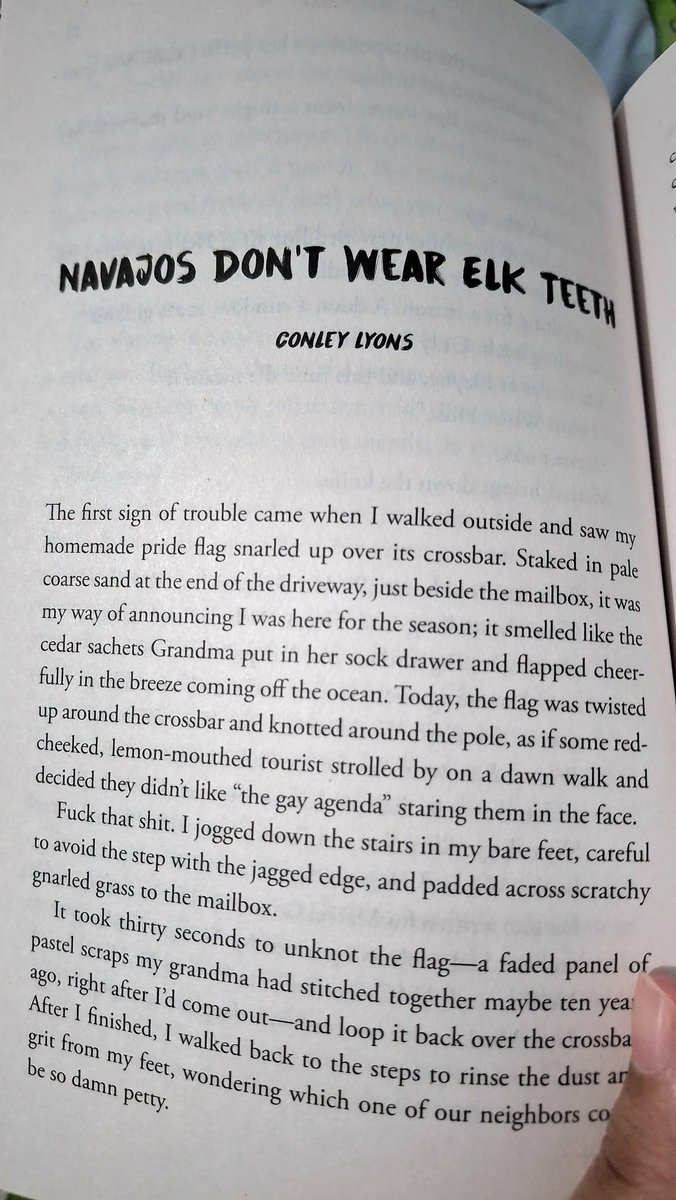 BlogTolkien's tweet photo. This is one of my favorite stories in this Indigenous anthology. Basically a commentary on how colonial attitude creep into queer community.

I want to reach into the pages, shake Joe, and yell that "Cam" with his elk tooth necklace is bad news no matter how hot you think he is. https://t.co/WN9Bi5OKFV