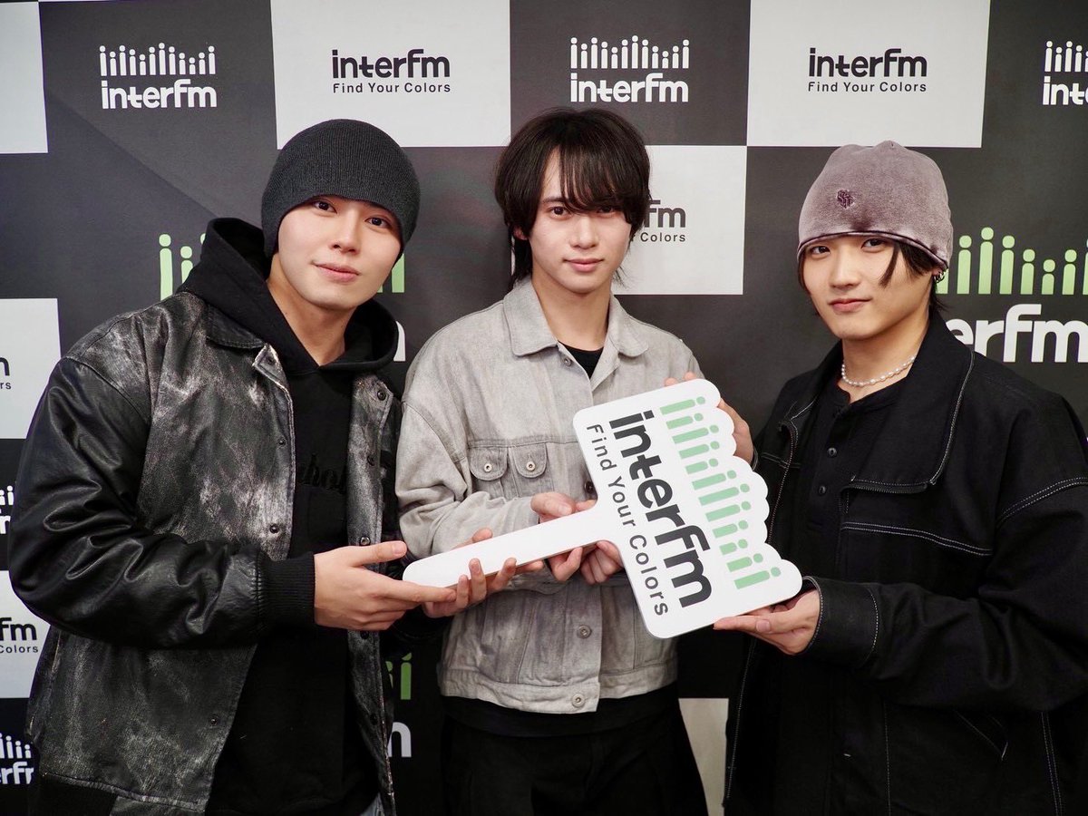 DefClass_'s tweet photo. \ Thank you!!! /

interfm『Bring The Juice Radio #2』
#DefClass から #FAL が出演させていただきました🗣️🌟

番組へのメッセージ/楽曲リクエスト募集中✨
✉️ btjr@interfm.jp
📱@BTJR897
▶ https://t.co/g34qBivxqe

radikoで全国からお聴き頂けます📻✨
次回もお楽しみに！！

#Juice897 #JuiceRecordings
#JAMHEADS #DefClass #LSTHOP