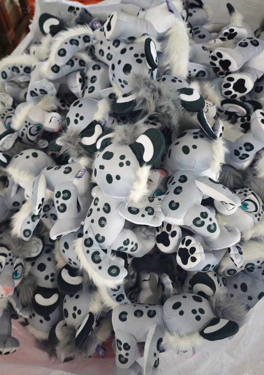 BuildAFur's tweet photo. Filling up more Hyenas and King Cheetahs. Got some bulk photos of our Snow Leopard and African Wild Dog plush companions! Hoping to receive those next month! (They are still open for preorder)

#corgibeans #furryfandom #furryplushies #cuddlecritters https://t.co/5rkeei8n5J