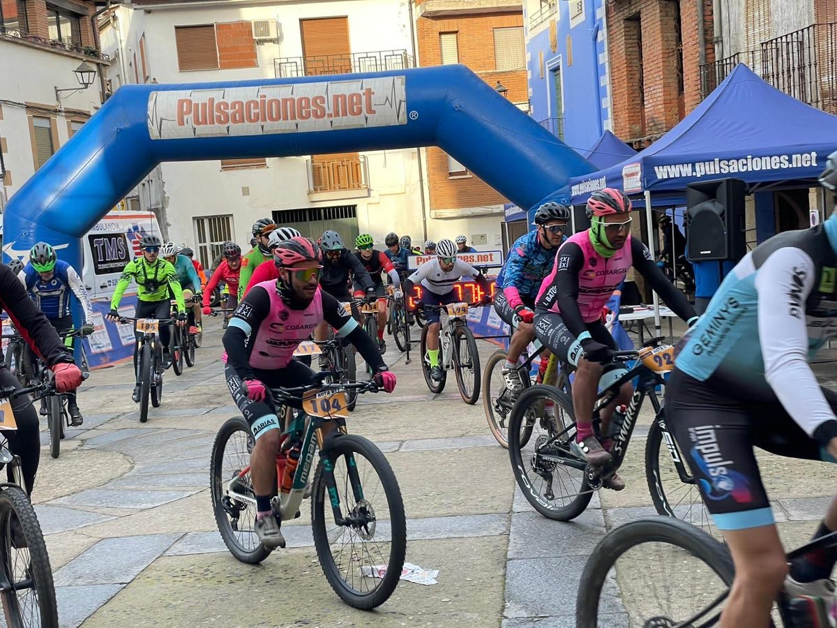 PULSACIONES_NET's tweet photo. 🔥🚵‍♂️ ¡CADALSO TE ESPERA! ⛰️💥 VI RUTA BTT: 35 km de aventura y +796 m de desnivel. ¿Te atreves? 💪

📅 21 noviembre | 🕤 09:30 h
👕 ¡Camiseta de regalo!

📝 ¡Inscríbete en https://t.co/ZHn261Q5g2!

#BTT #Cadalso #Extremadura https://t.co/ju8i9TJrhy
