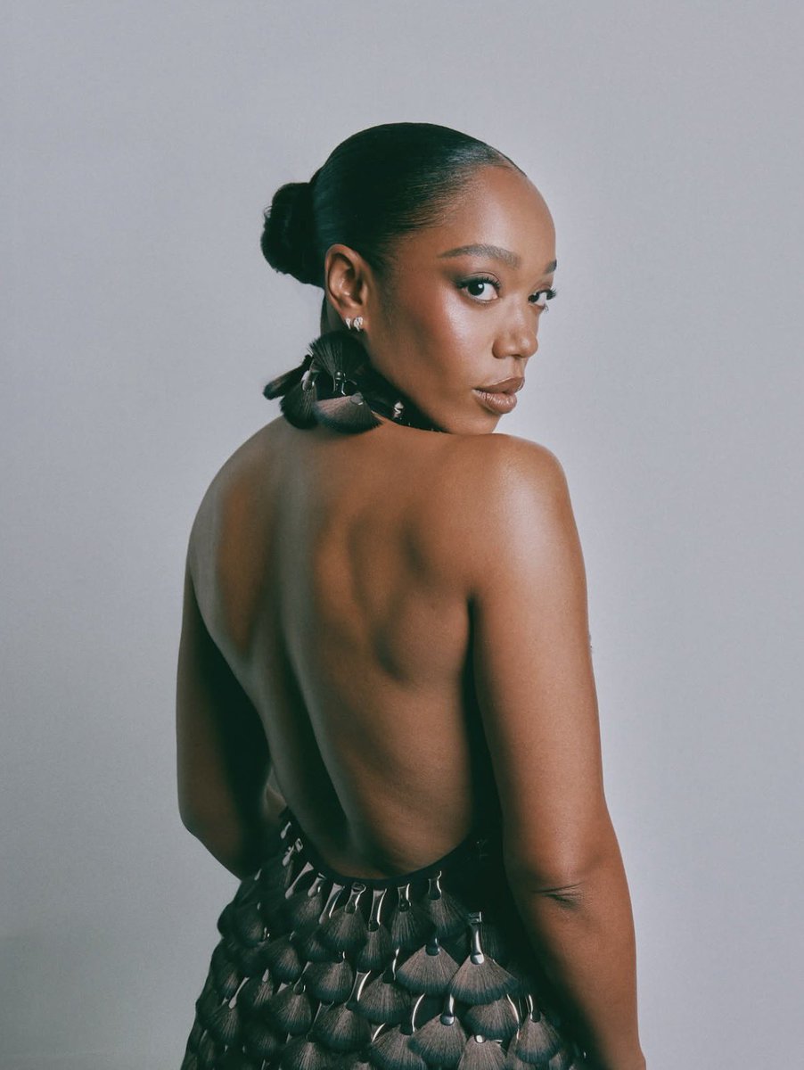 FilmUpdates's tweet photo. Naomi Ackie stuns for the #LFF screening of ‘I LOVE BOOSTERS’

📸: Stefan Bertin https://t.co/u9k8cJK5fe