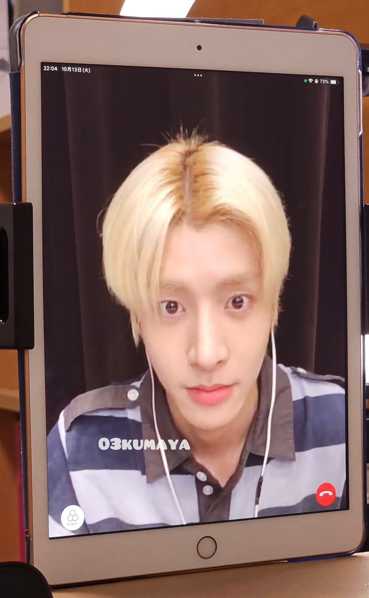 sexycutejakemom's tweet photo. 요놈. 동결건조야채비스켓 고구마말랭이 소고기육포 프리미엄덴탈껌까지 야무지게 골라 먹었네. 
어쩐지 배가 빵빵하더라니 

(뜨끔) 널웨이…..

음 시저비벼달라고? https://t.co/Jb7NqHKV1g