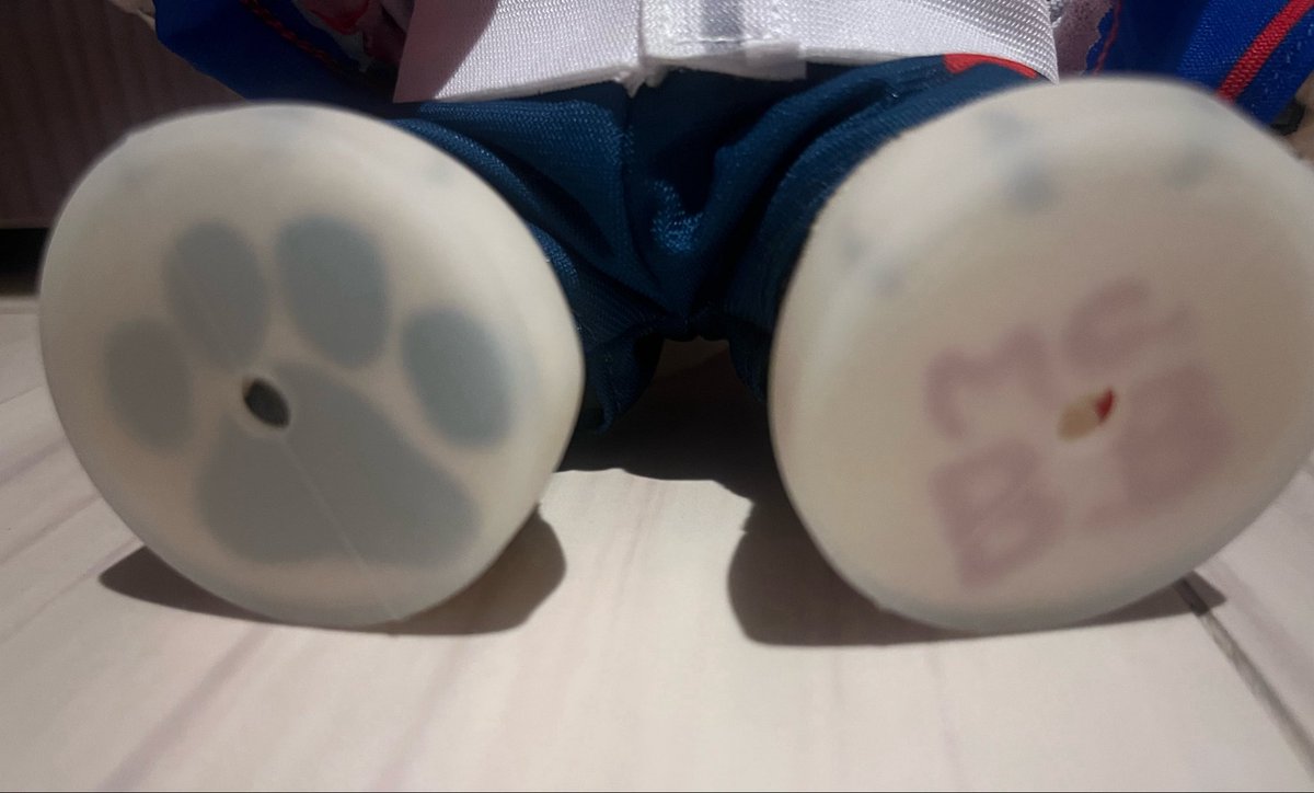 Ym112628's tweet photo. ヒプわんこ🐶の🐾がなかなか靴なくて外で立たせられないと思ってたけど…
100均にめちゃ良いものあった😭😭✨️

シリコンやから脱げないし、色味的にもそんな気にならない?かな(*´˘`*)
100均さんありがとう🙏 https://t.co/IDG3A3yquC