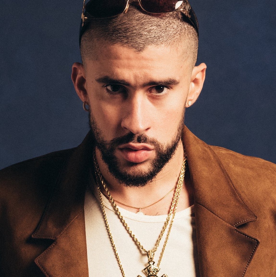 soyclubi's tweet photo. NADIE SABE LO QUE VA A PASAR MAÑANA de Bad Bunny hoy cumple 3 AÑOS 💿

Canción favorita? 👀 https://t.co/yZ3Pj93lnI