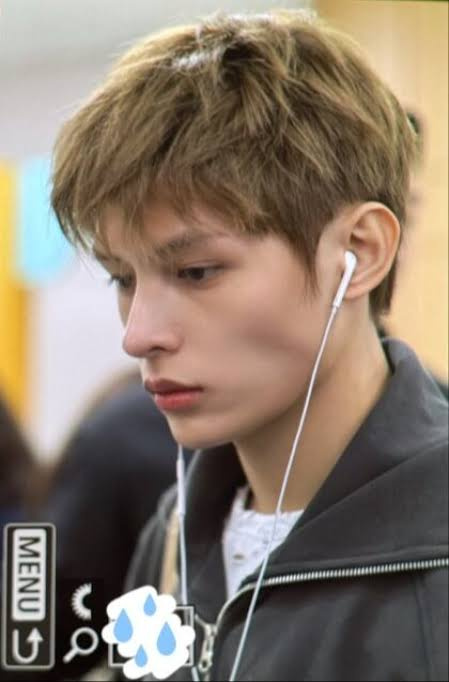 LJa2thew's tweet photo. @zhaoyufinesheyt Cheers to 21 years of pure perfection and stellar talent, James.

AN OCTOBER MIRACLE NAMED JAMES  

#Happy21andOnlyJAMES 
#제임스의_빛이_차오르길 https://t.co/K53Ks5Gr58