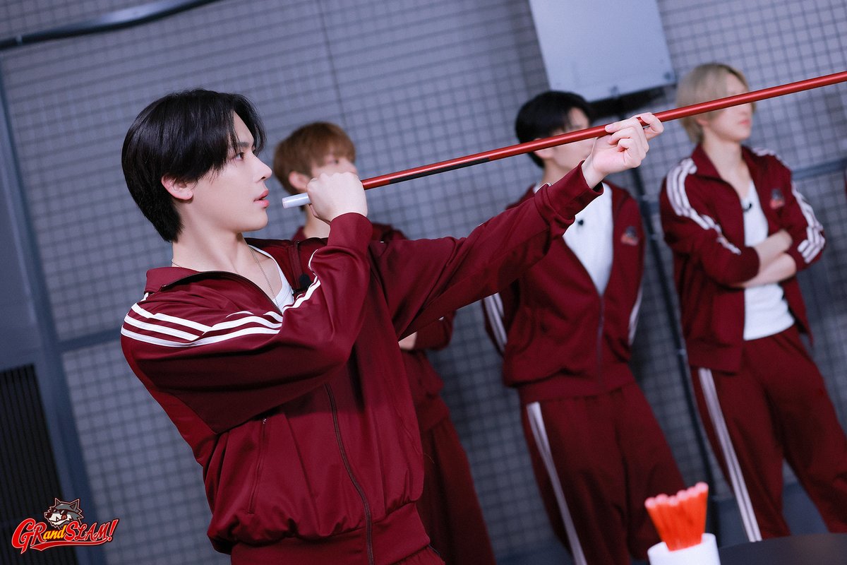 andTEAMofficial's tweet photo. GRandSLAM! BEHIND MOVIE&amp;PHOTO

本編はこちらからチェック👇
🐺https://t.co/skcgEfquHO

#andTEAM #エンティーム #GRandSLAM https://t.co/IuAj5fEq5p
