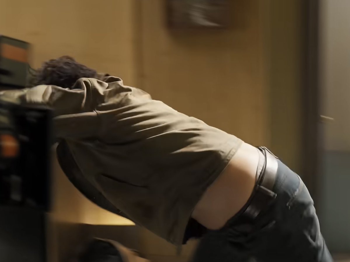 iaenterns's tweet photo. twitter fucking up the quality so here’s his stomach for y’all https://t.co/Mm3QGDUc2n
