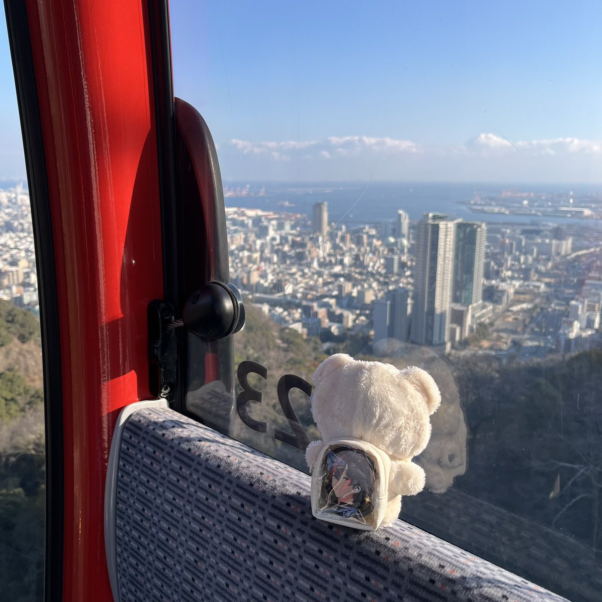 kuma_s112's tweet photo. …💭🐻‍❄️
へぇ…なかなかいい眺めだねぇ…♪
（過去pic🏷）
つい今までの思い出写真見返しちゃう𓈒𓏸︎︎︎︎
まだまだ色んなとこお出かけしようね˘ᵕ˘ https://t.co/Bsp6KXll97