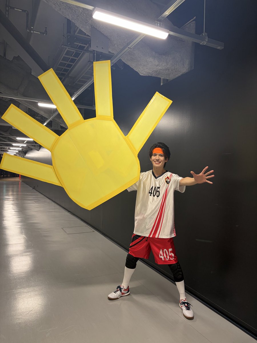 shogo_tamura's tweet photo. 渾身のゴットハンド🖐️

作・田村升吾

さよならゴールの守り神 https://t.co/09kr3NMQCx