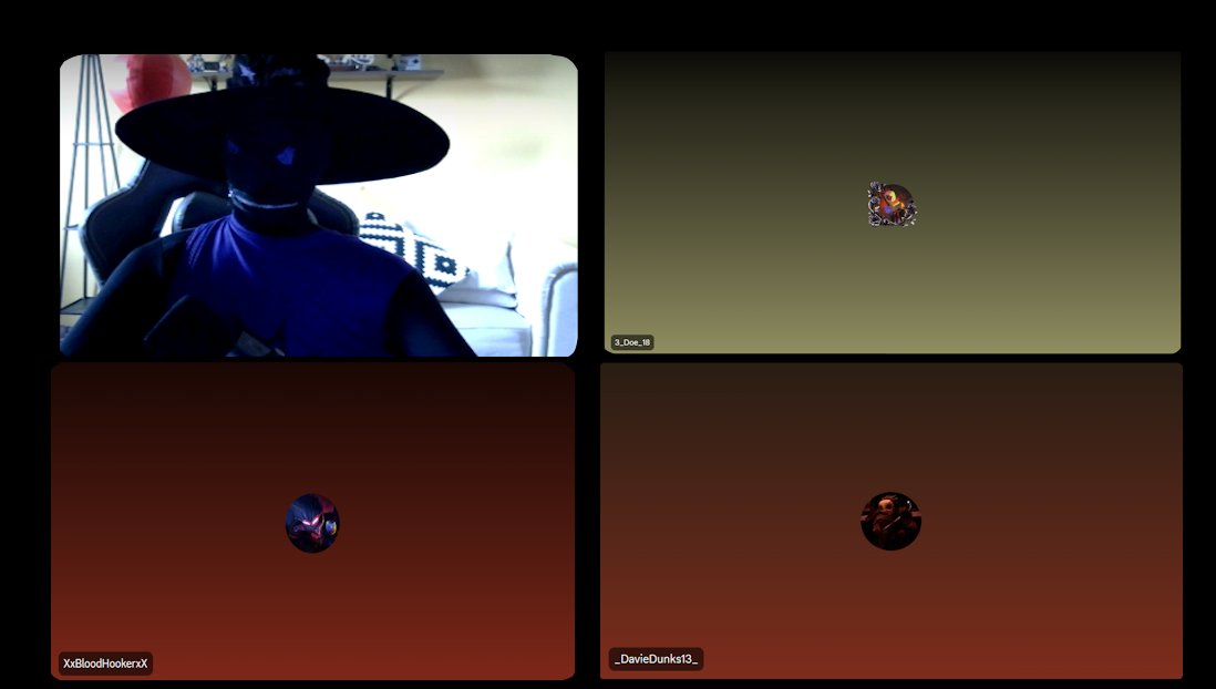frskndoe518's tweet photo. I AINT EVER PLAYING SQUADS WITH YOU FUCKS EVER AGAIN AZURE TURN OFF YOUR UGLY FUCKING WEBCAM https://t.co/7WsXCXnM9D