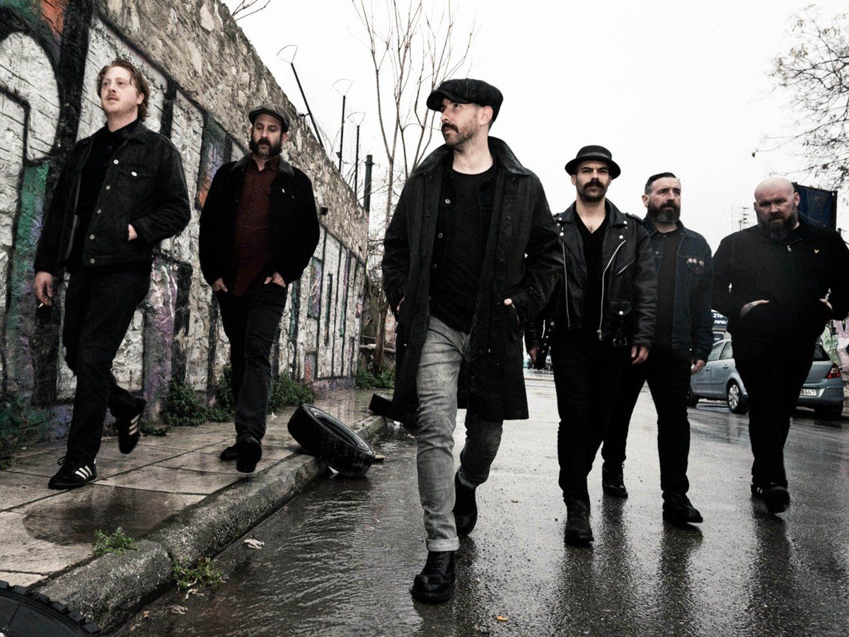 shitenonions's tweet photo. Tábor's getting a proper dose of the jig next summer: The Rumjacks, The Rumpled and Pirates of the Pubs are on Mighty Sounds 2027, June 25-27 in the Czech Republic.
https://t.co/6xTNi01bhn
#CelticPunk #TheRumjacks #MightySounds #FolkPunk https://t.co/aqBAeWzgoo