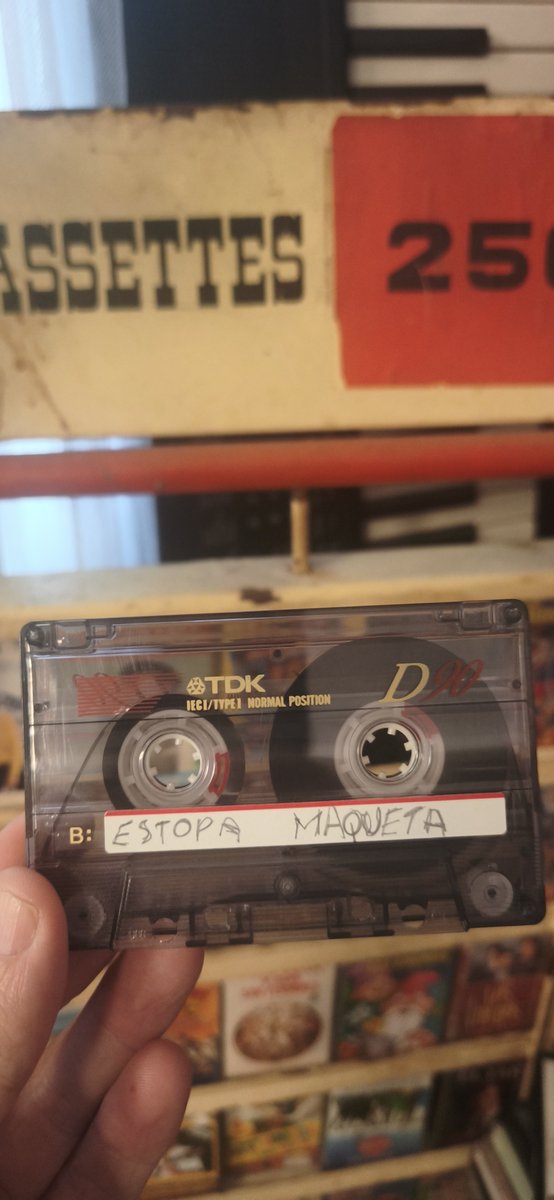 LCF666's tweet photo. #EdeEstopa @estopaoficial https://t.co/JUOcExNr7H