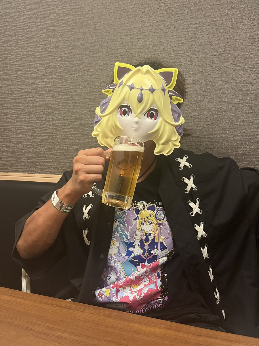 Memenoaitsu9b's tweet photo. キモいに過剰反応した人がいて色々燃えたけど
キモいけどおもしれーやつ
キモいけどいいやつ
キモいけど生き様がかっけーやつ

キモいの後につくものでいくらでも人の魅力は変わると思うよ
リプ欄でお前のネタ誰も反応してないって言われたので、日本一 キモいけどおもしれーやつ目指して頑張ります https://t.co/HfzmXUHlHy