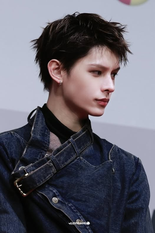 jamestandardhp's tweet photo. The sweet personality of James makes us love our JAMASTERPIECE even more; happy ALL ROUNDER BIRTHDAY this JAMTOBER!

AN OCTOBER MIRACLE NAMED JAMES

#Happy21andOnlyJAMES
#제임스의_빛이_차오르길 https://t.co/TpruyWo7Sa