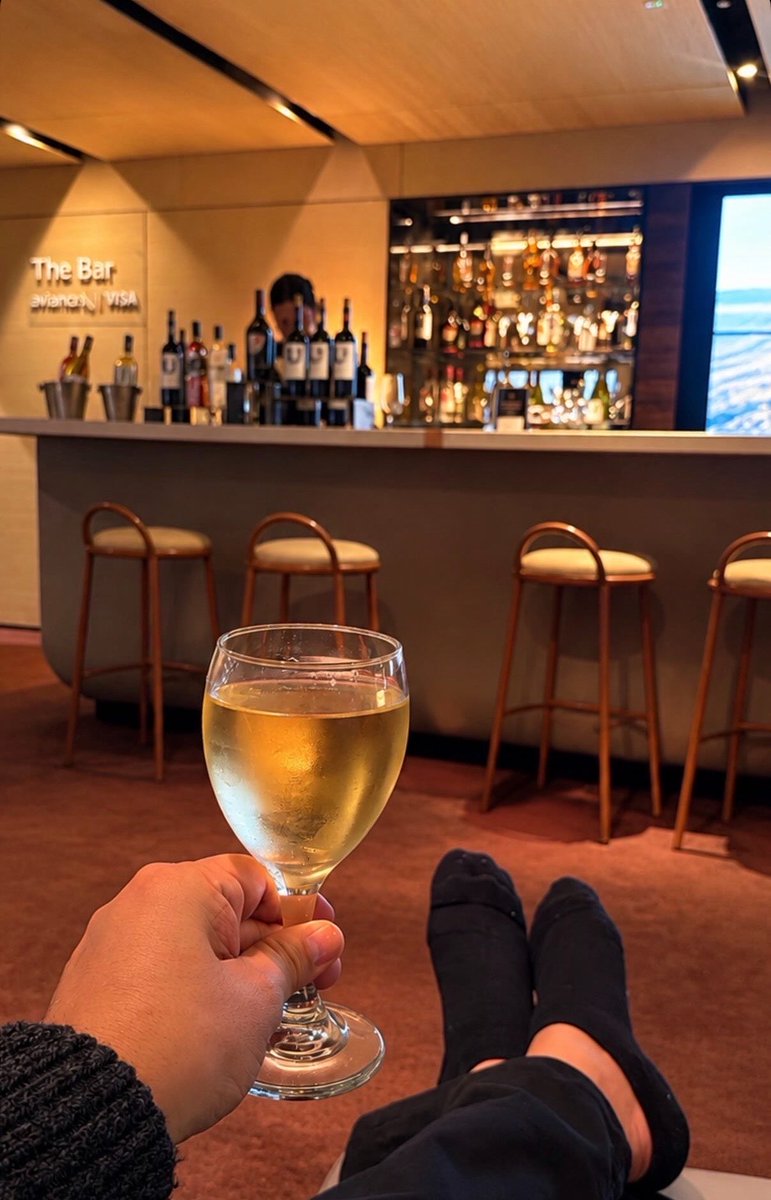 julsmanba's tweet photo. 🥃 Next Destination 🛫 https://t.co/dlXreNfS9X