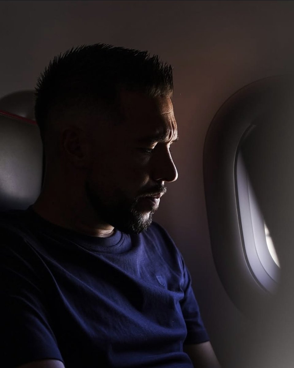 patoazulfcp's tweet photo. ✈️A caminho de Sevilha! 🔵⚪️🐉

O FC Porto já segue viagem para o duelo com o Betis, na 2.ª jornada da Champions. Amanhã, às 20h00 na La Cartuja é para lutar pelos três pontos! 💪

#FCPorto #UCL #Betis https://t.co/2YduF3LzPY