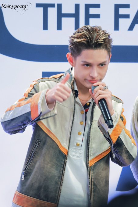 mayzlhae's tweet photo. @eomcoertis Happy ALL ROUNDER BIRTHDAY to James, whose humble attitude makes his talent shine brighter this JAMTOBER, our JAMASTERPIECE!

AN OCTOBER MIRACLE NAMED JAMES

#Happy21andOnlyJAMES
#제임스의_빛이_차오르길 https://t.co/Iwkby86rjC