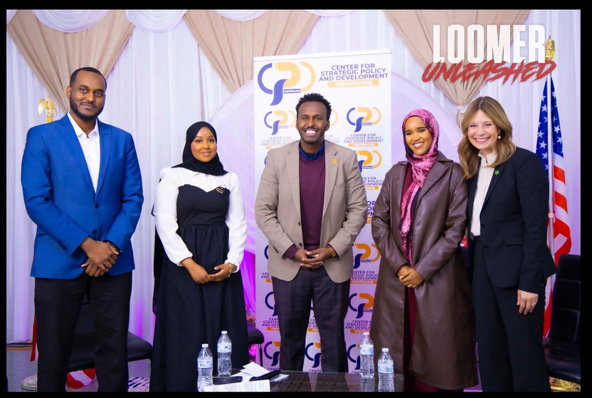 LauraLoomer tweet picture