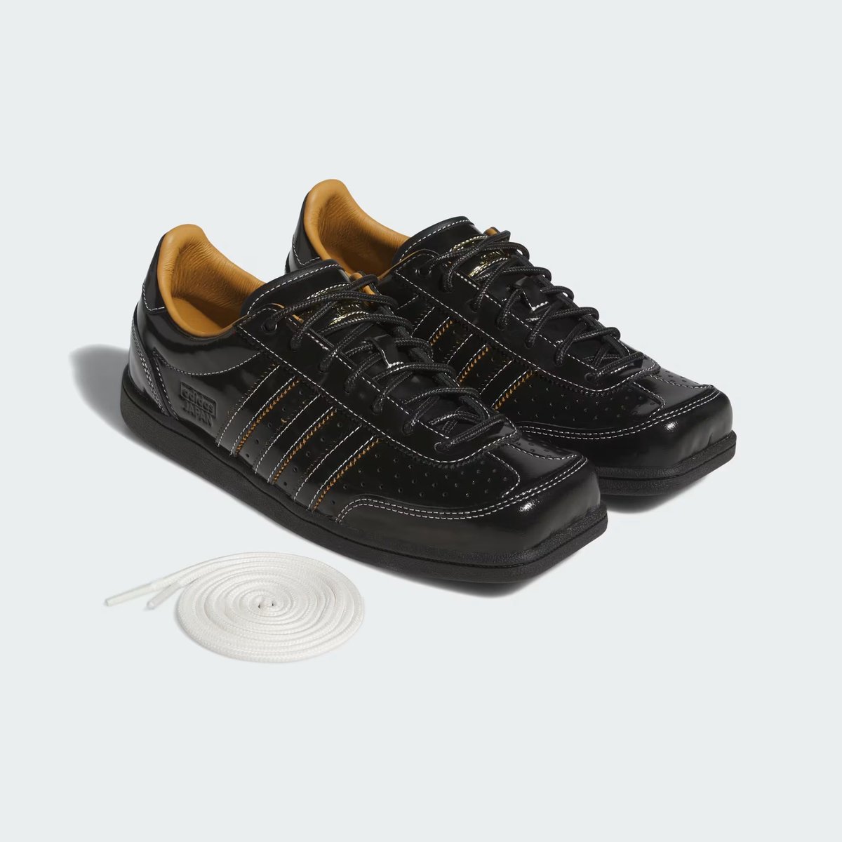KicksFinder tweet picture