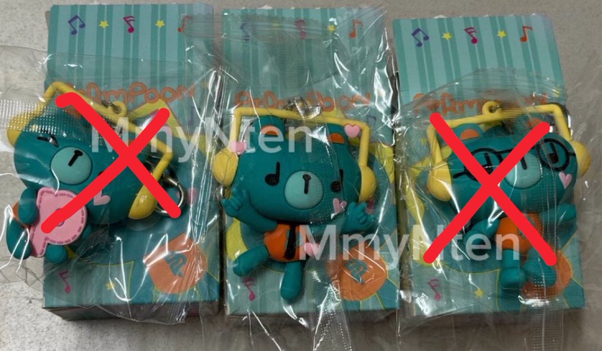 mmyNten's tweet photo. พร้อมส่ง

- ปล่อย keychain permpoon จุ่มละ 390.- 
(ถูกกว่าราคาออริ)

ค่าส่ง 40.- /นัดรับได้ที่งานสตาลิมปิค

#PERMPOON
#ตลาดนัดgmmtv https://t.co/Hk2t8N37f5