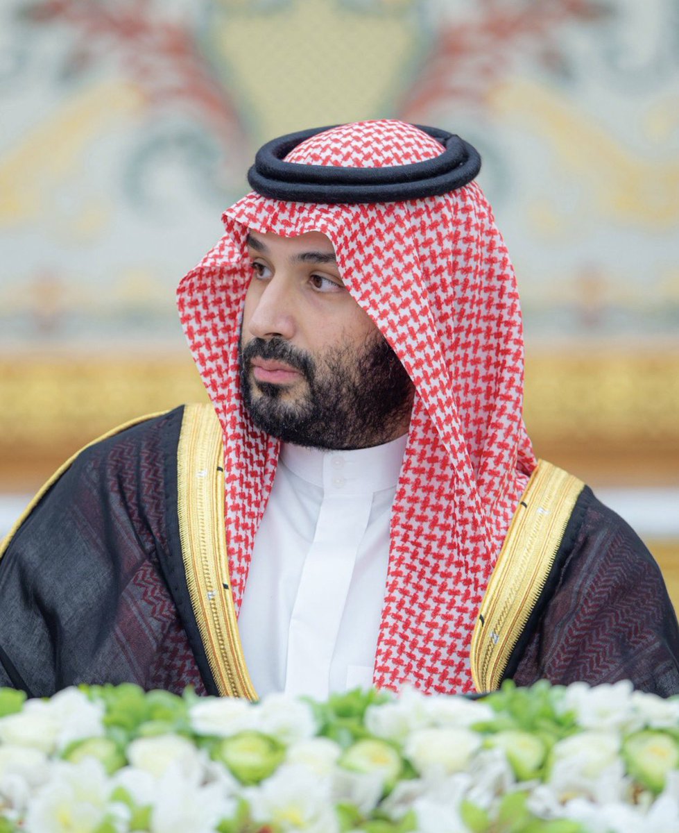 Alsaud_History's tweet photo. الله يحفظك وينصرك.
سمو سيدي #ولي_العهد خلال ترأسه جلسة مجلس الوزراء في الرياض اليوم.
#السعودية https://t.co/wZ6FyhJ7En