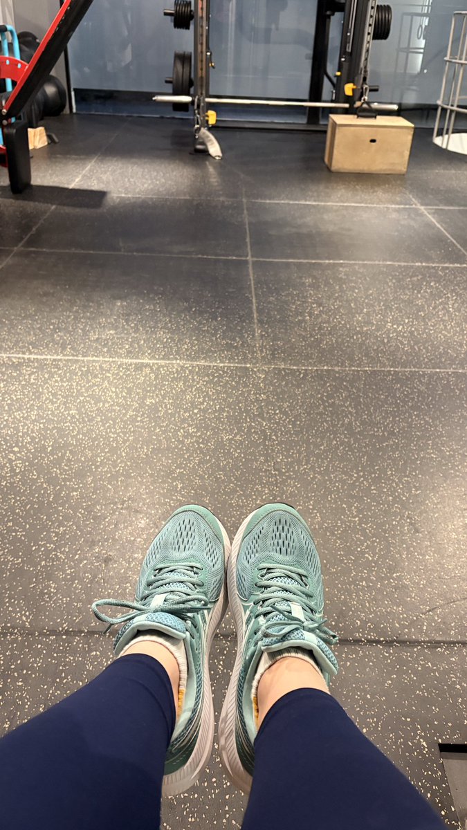 _Rogue_X's tweet photo. Στην αναμονή…🏋️‍♀️ https://t.co/RnmQ2pkclD