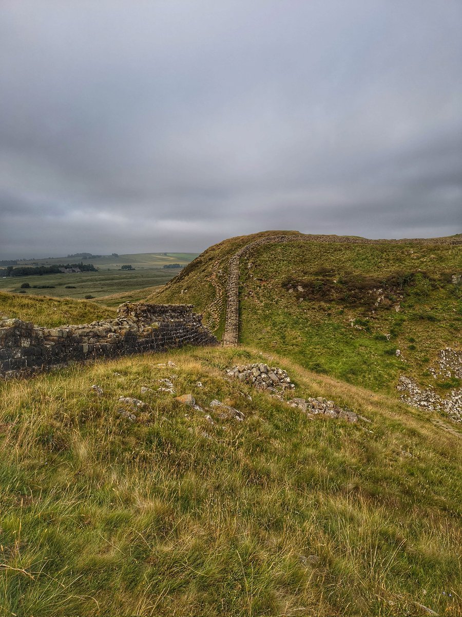 HWpath's tweet photo. #hadrianswall #nationaltrail in the @NlandNP 

Weather update... bit wet and windy 🌧️🌬️ https://t.co/ROnQJgZpAv