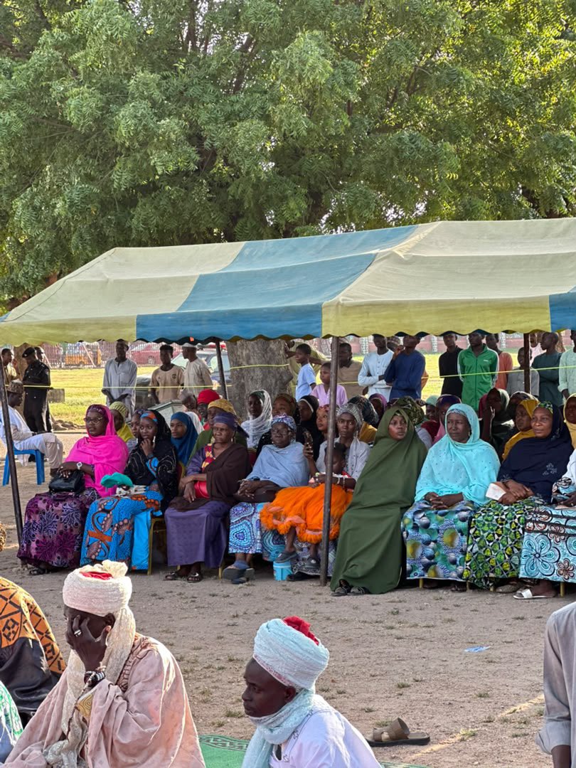 SanusiNaIIfans's tweet photo. Cikin photonan wajen Taro mai martaba sarkin Kano khalifa muhammadu sanusi II Yau Talata 13th October 2026 zuwa wajen yaye Daliban kungiyar Arewa women Health Foundation Training program masu koyar Sana’a Da aka Gudanar Yau A Filin kofar kudu Gidan sarkin Kano.

Ran Sarki Yadade https://t.co/grvo1NXQ5A