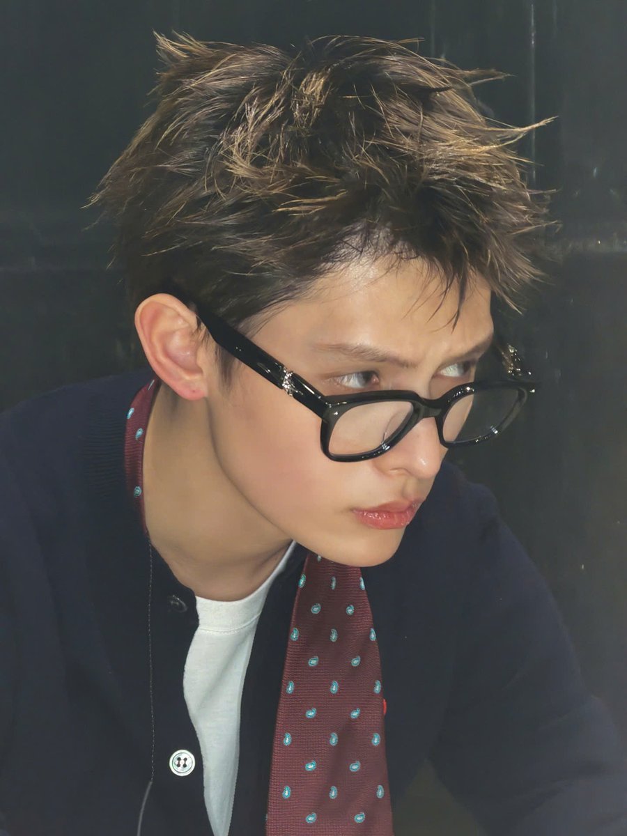 traceejoy_'s tweet photo. @ofjvn_ The magnetic poise James holds in front of the camera makes every advertisement iconic, a sweet JAMASTERPIECE; happy ALL ROUNDER BIRTHDAY this JAMTOBER!

AN OCTOBER MIRACLE NAMED JAMES

#Happy21andOnlyJAMES
#제임스의_빛이_차오르길 https://t.co/0ns8KpuRUx