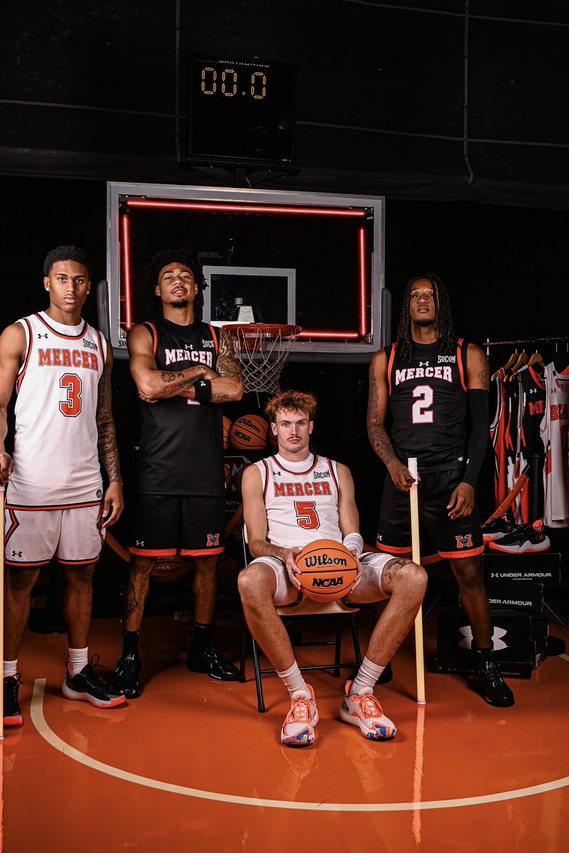 MercerMBB's tweet photo. Media Day files 📸

#GoBears https://t.co/7kYj3WN3MM