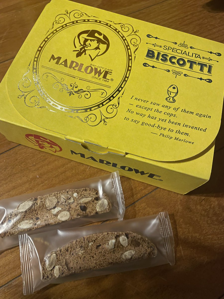 mhimahana's tweet photo. 最近頂いたお菓子ですごい美味しかったもの2点。
八王子のBASELさんのマドレーヌと
MARLOWEさんのビスコッティ。
こんな美味しいマドレーヌは初めて！！ビスコッティも歯ごたえとアーモンドの量が抜群！！
#BASEL 
#MARLOWE https://t.co/i4n3uTWlQJ