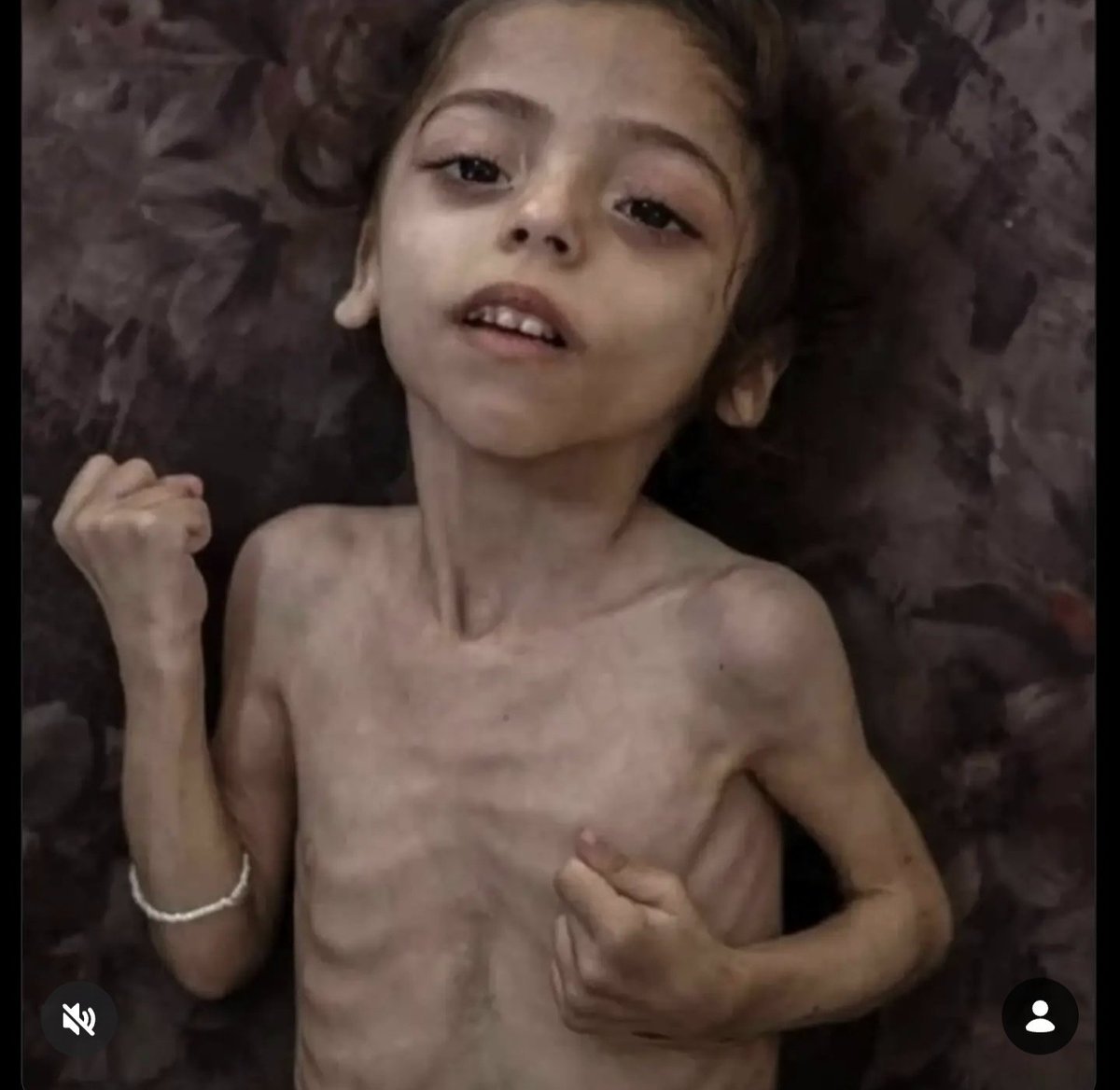 Ajmal_804's tweet photo. فلسطین کے بارے میں بات کرنا بند نہ کریں!🇵🇸 https://t.co/tjLVXdYJyx