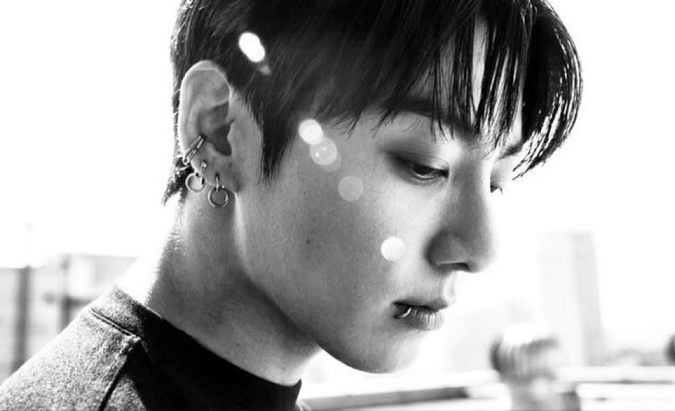 jungkook_reply's tweet photo. Never forget about those that care about you..  it’s a lonely world filled with horrors. Enjoy while there’s still time
I LOVE YOU ❤️ https://t.co/HSAZQTXo7P