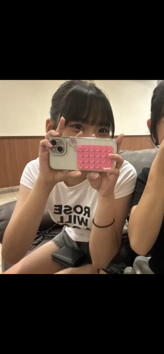 Mduqh's tweet photo. リア友c3💞💞 https://t.co/OQBUs9CfVy