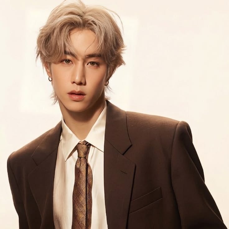 aixxx9ing's tweet photo. markbam diwa https://t.co/QKZnGDT1gM