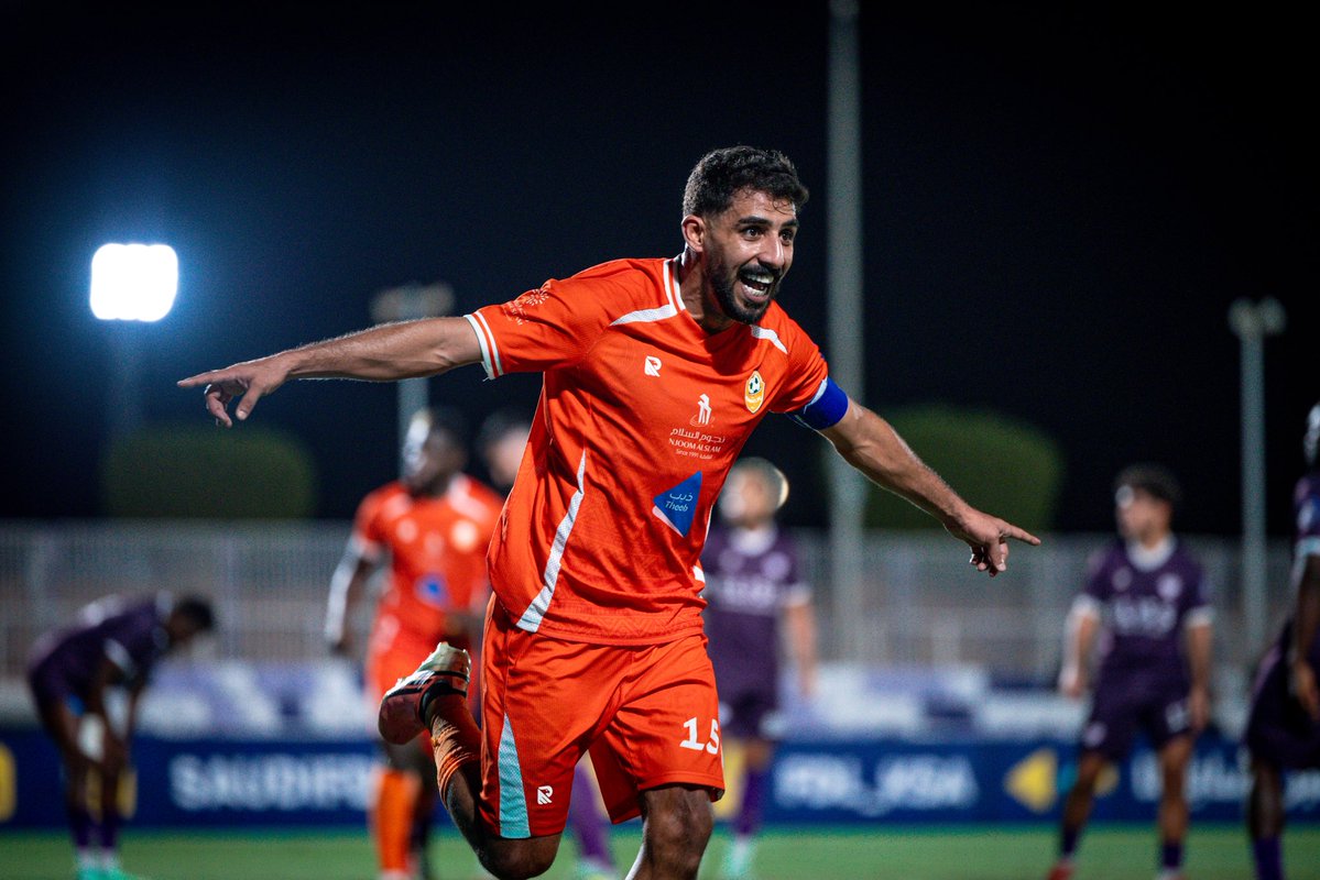 club_zulfi's tweet photo. ابو تميم
ذيب ما يهاب .. للشباك صيّاد 🐺🧡 https://t.co/5FT3e1VZwv