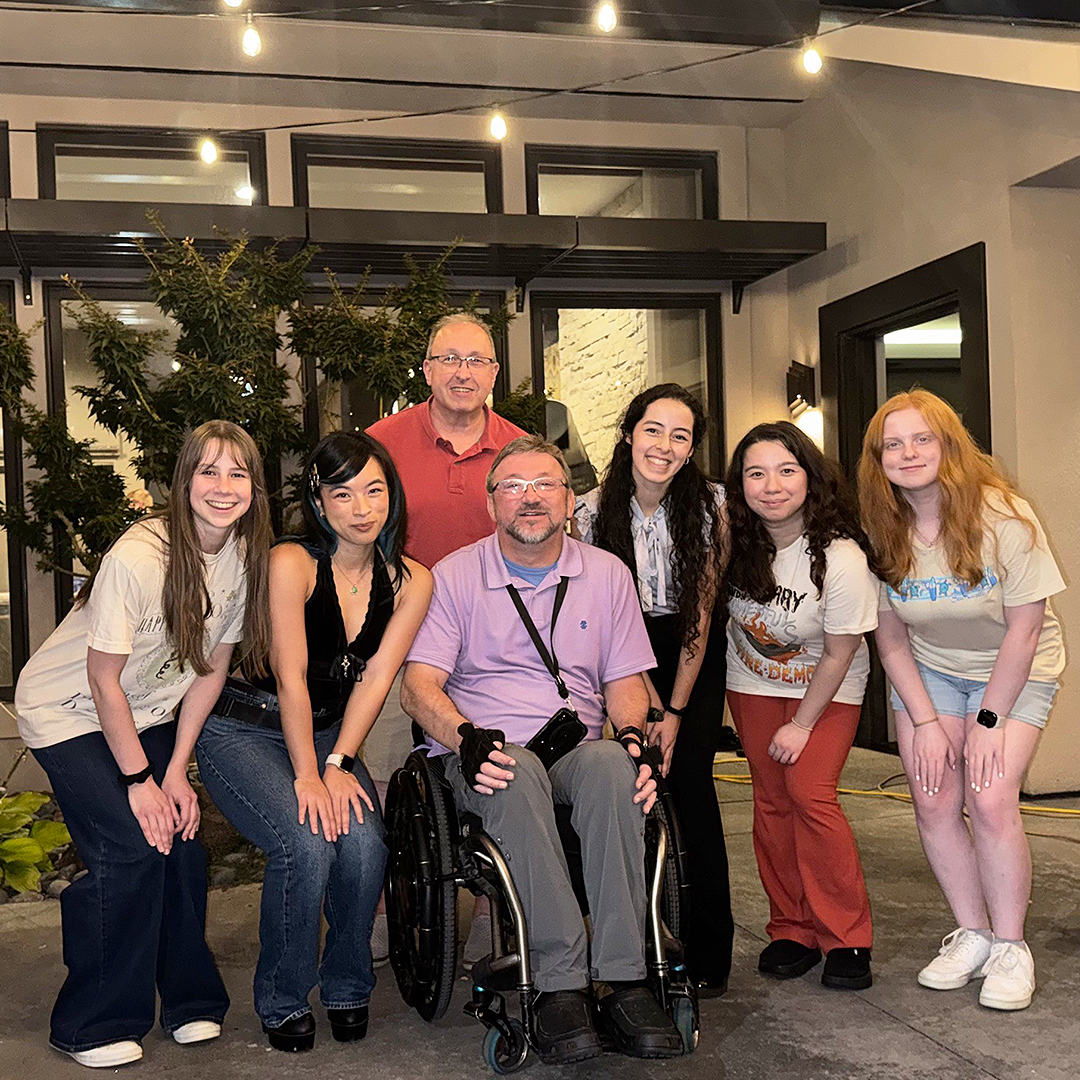 mumedicine's tweet photo. Hosted by Dr. Sam Simms ’92 &amp; Dr. Frank DiVincenzo ’92 &amp; the Rx Create medical student organization, 80+ members of the #Mizzou School of Medicine community recently enjoyed the first-ever Mizzou Med Talent Show!

The event raised more than $700 in donations to @TheFoodBankMO! https://t.co/b2IXTRXKx8