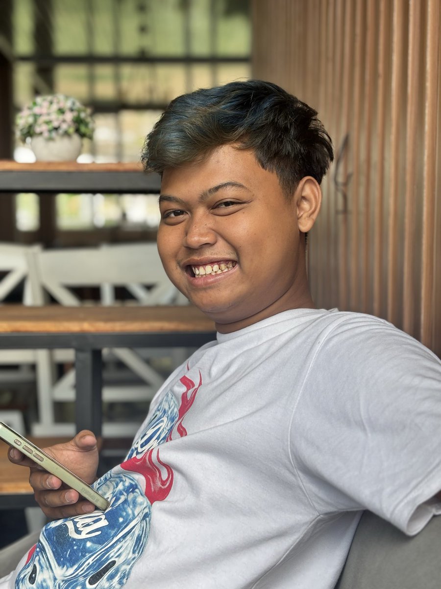 intaaaannr's tweet photo. for the first timee aku up dia ke x, omg, di x cuitanku selalu yg buruk2, kasar, dan mungkin tempat aku ngluapin emosii, but now, aku akan bikin lapakku menjadi bucin, aku sangat mencintaii dia, 
kenalin dulu dong
namanya rizal bintang
kelahiran 2006
berondong kesayangan https://t.co/FhJDVfGs4U