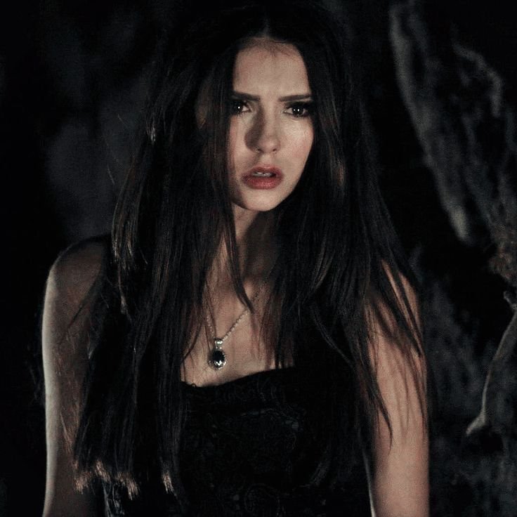 vampzrp's tweet photo. katherine casually serving face in a tomb https://t.co/u0opUDul3F