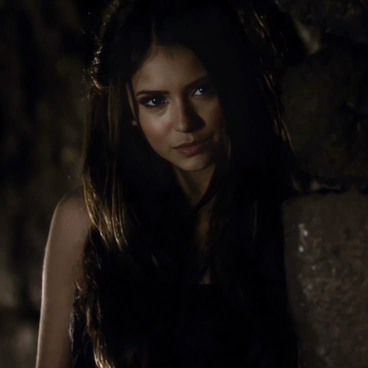 vampzrp's tweet photo. katherine casually serving face in a tomb https://t.co/u0opUDul3F