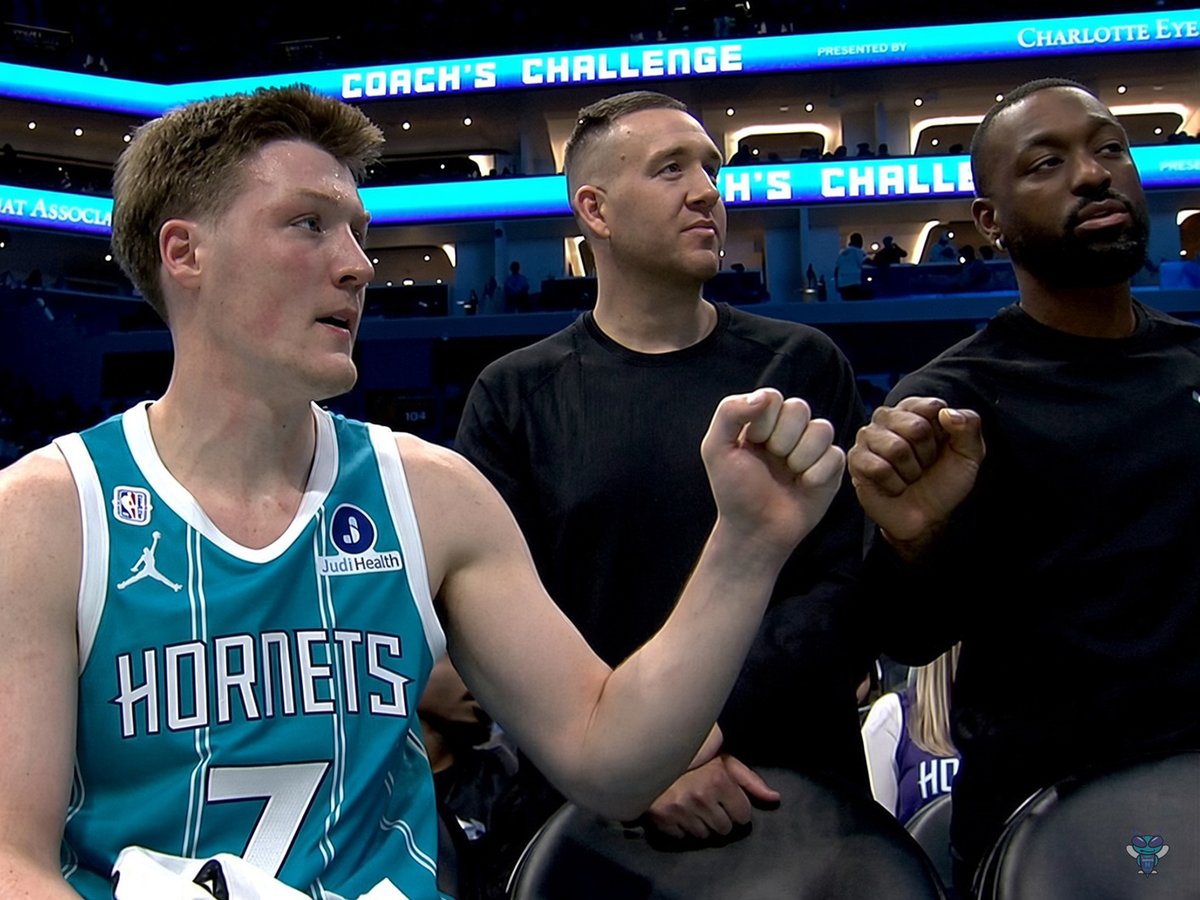 HornetsReddit's tweet photo. 🗣️ Kemba Walker on Kon Knueppel: "He's an old-school type of kid. An ultimate pro. Comes into work every single day and really gets down to business. Just a good dude, and that right there says a lot about his parents and about him."

"I expect him to have another great year. He's gonna make a jump. He's gonna have to do some different things for us this year, which will be fun to see. His game will evolve."

(@theobserver 📰 https://t.co/Gx7rTGsuCR)