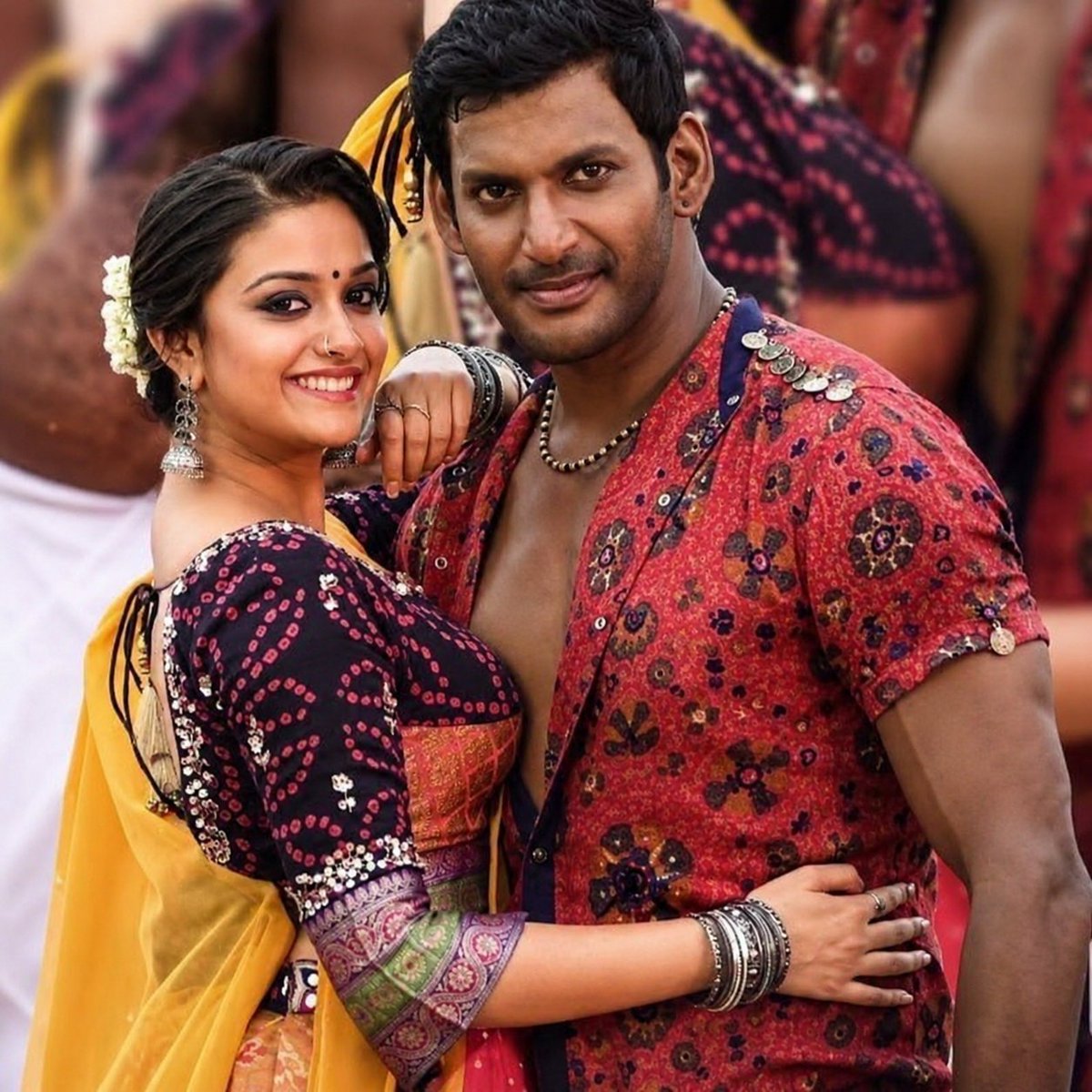 Dreamboychennai's tweet photo. Uff antha molai idikuratha parunga shhh  Caravan kootitu poi pulinjirupan shhh keerthy munda antha molai touch ah parunga da ~ 🥵💋 https://t.co/RIceLnZH4S