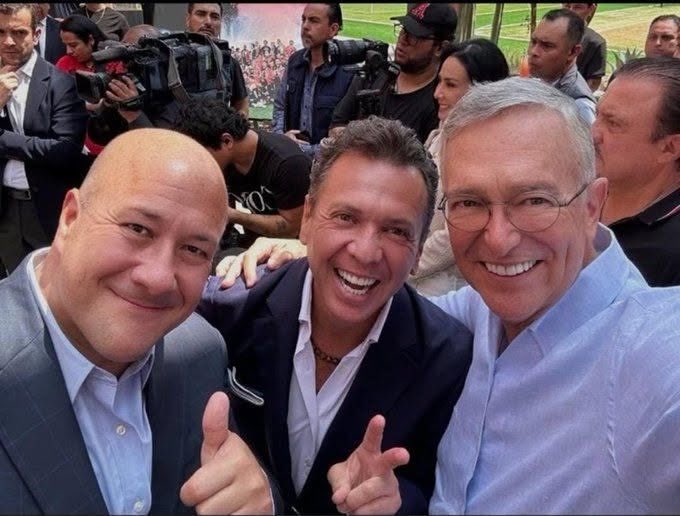 omaryesahel's tweet photo. Ni una nota sacaron en TV Azteca sobre la represión en Jalisco https://t.co/xYHb0QVmgu