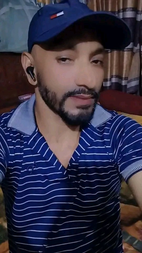 JihadA94958's tweet photo. ওমর ফারুকের ভাইরাল ভিডিও 🥵🥵 https://t.co/ELFwnECyKn