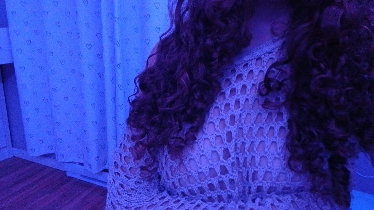 ClumsyBabyMeow's tweet photo. Hair looking kinda gorg! https://t.co/JvQLeUfr2M