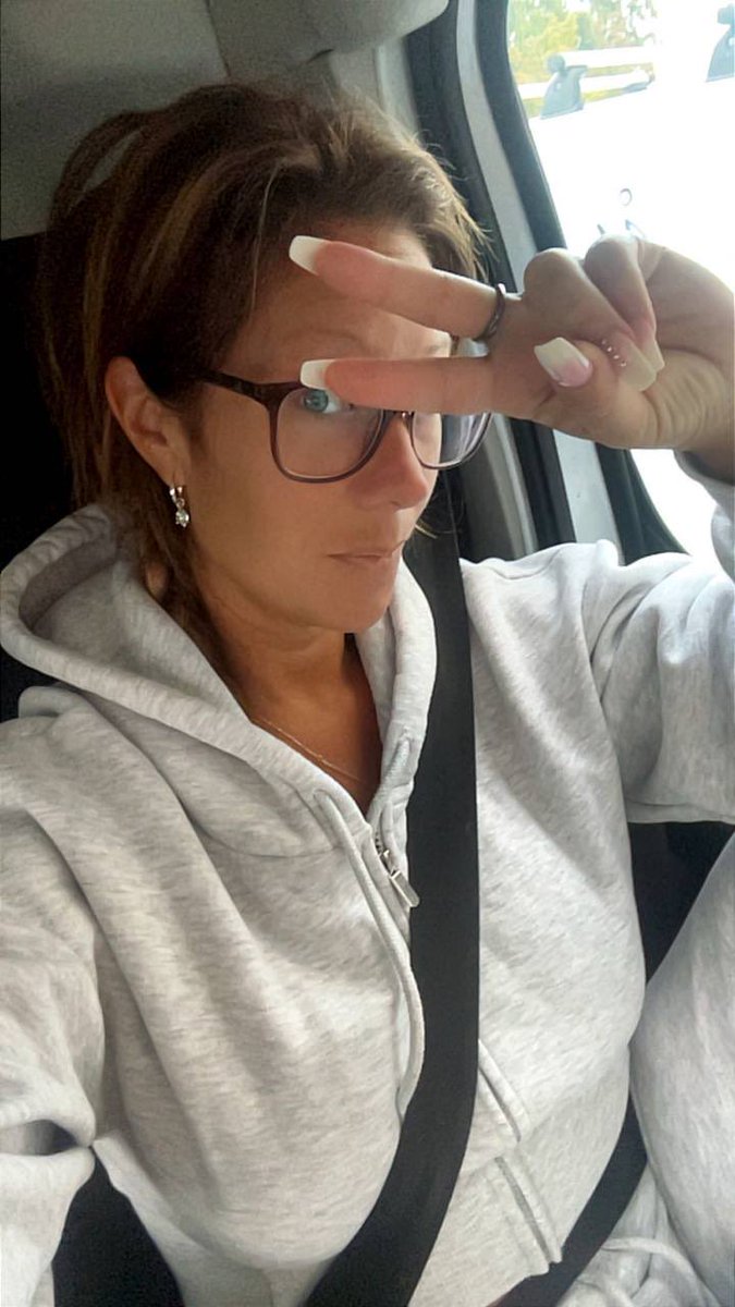 NickanRoos's tweet photo. Vad har ni för er idag då?☺️☺️ https://t.co/CvFvnFQek0